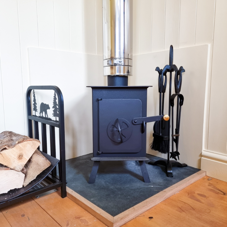ShepherdsHutwithWoodburner 768x768