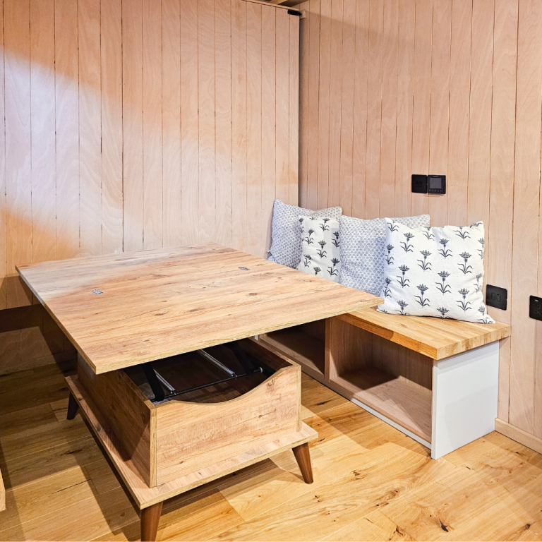 WildNomadShepherdsHutDiningArea 768x768